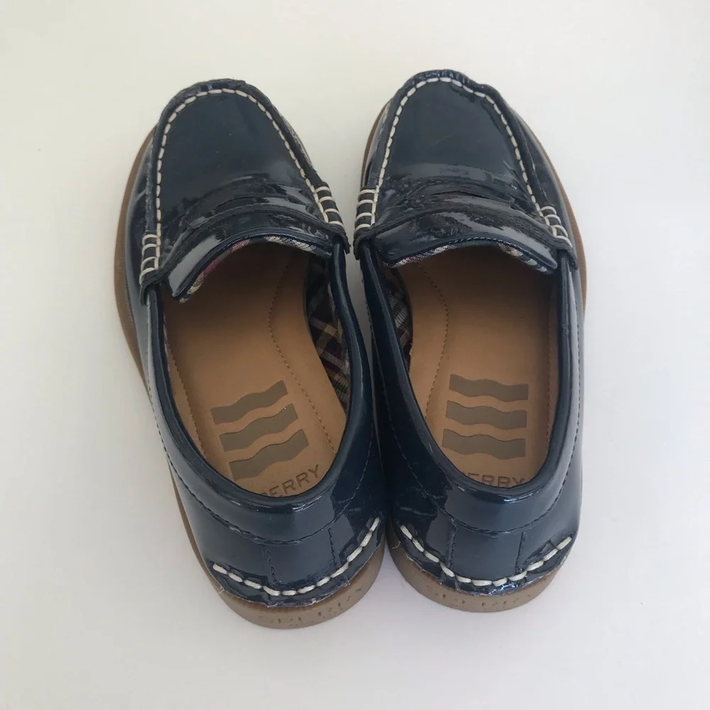 Sperry plush wave blue patent leather slip on loafers size 13 M child NWOT